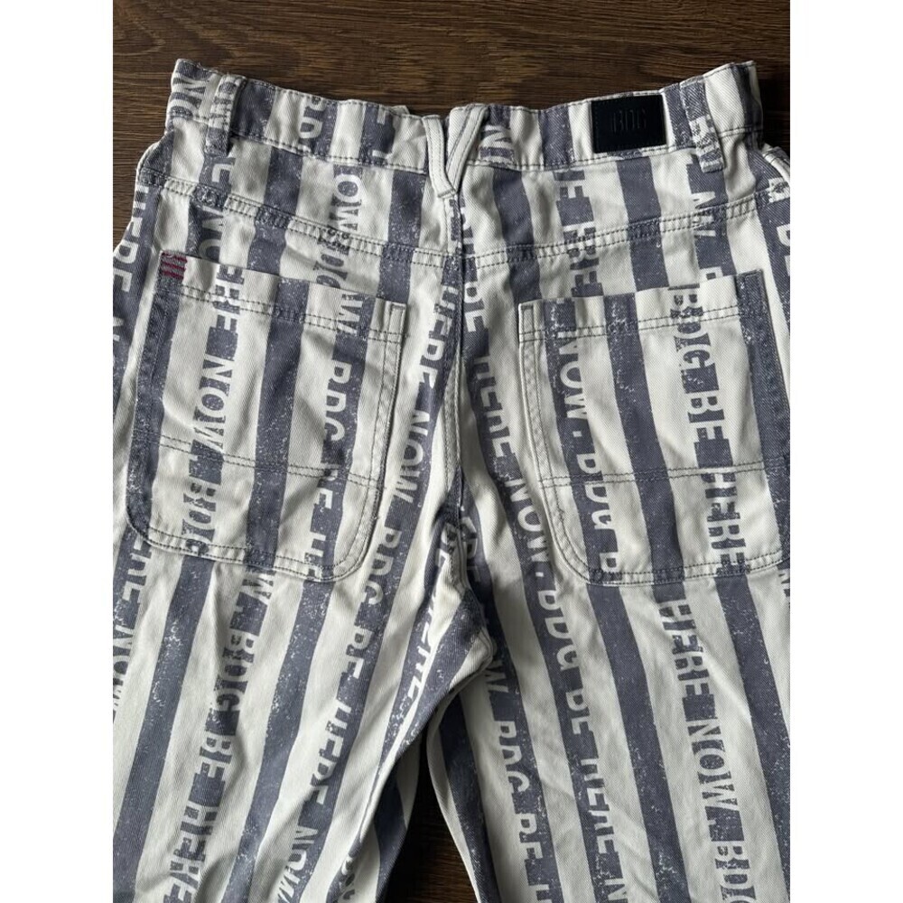BDG 90's High Rise Extreme Baggy Jeans - Size 27 - Picture 3 of 5